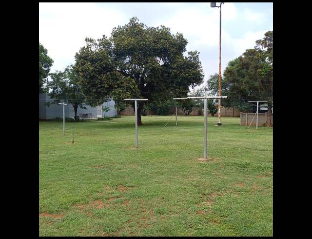 1 BEDROOM FLAT FOR SALE IN MEYERTON CENTRAL
